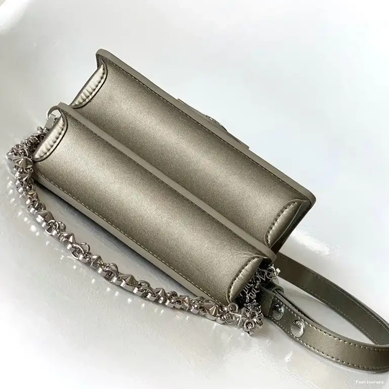 Fashionrepsfam ru Bag 2308DJ0024 LV 0523